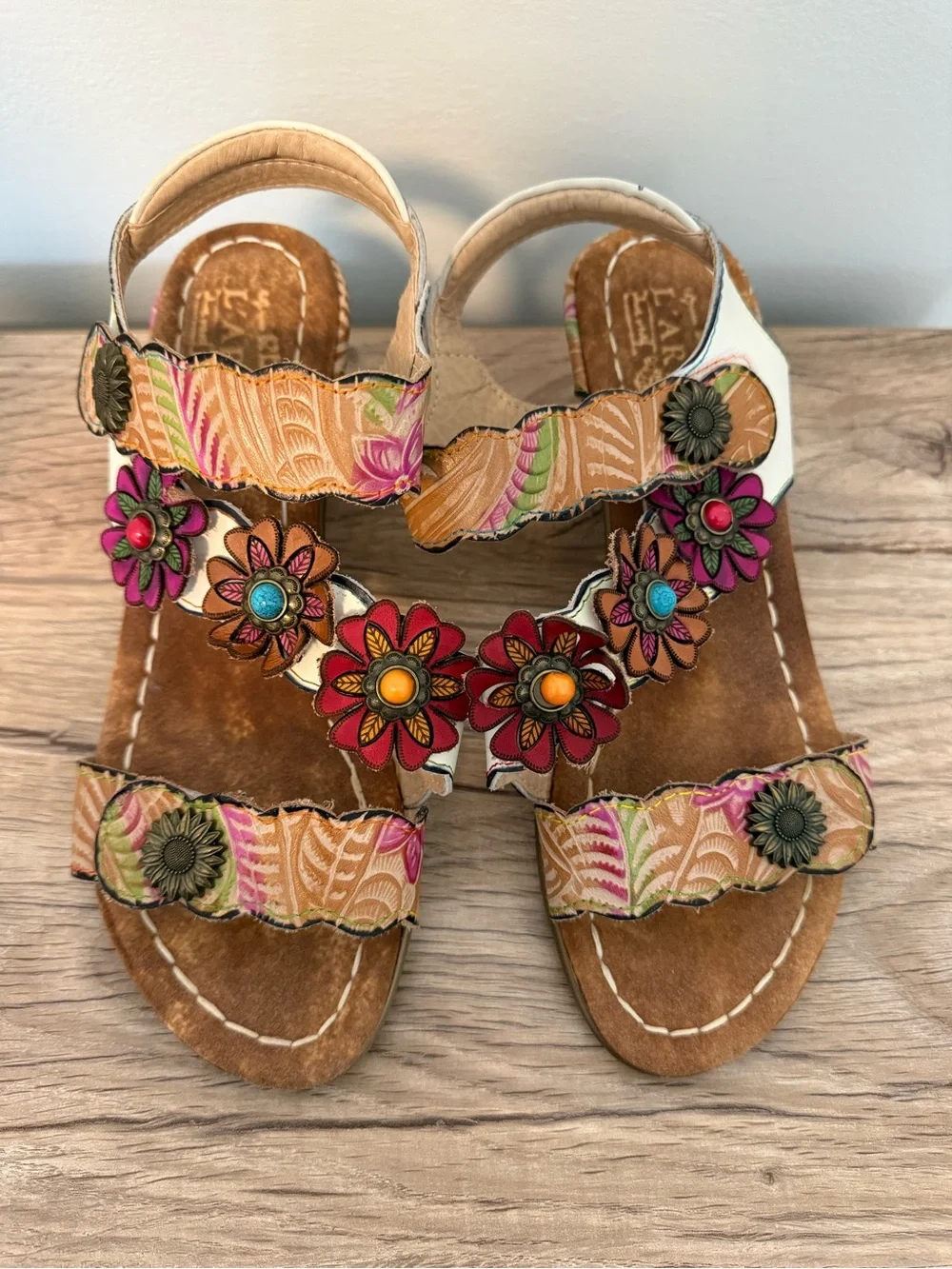 Women's Floral Leather Sandals in Multicolor Size 37